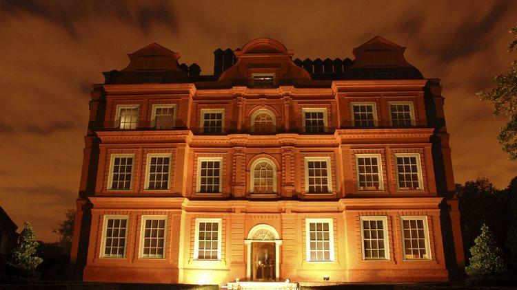 commercial - historic royal palaces - kew palace - curious kew