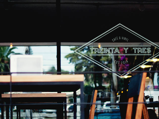 Café 33 Café 33