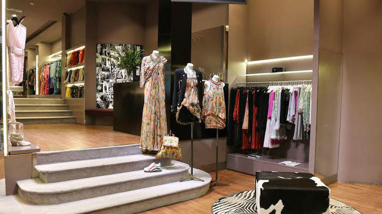 Shopping in Madrid: Women's clothing and fashion accessories