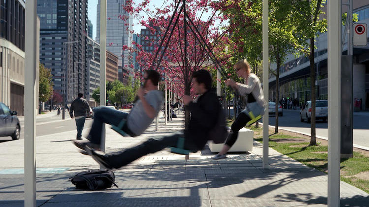Musical swings, Montreal  (© Heng Wee Tan)