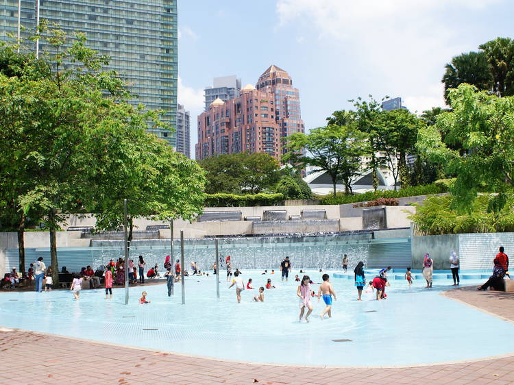 Have a fun family day at KLCC Park