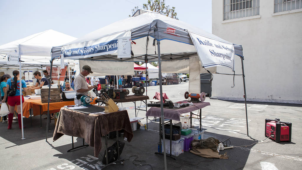 Atwater Village Farmers' Market Shopping in Atwater Village, Los Angeles