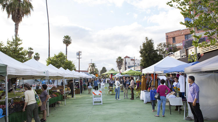 Stock up on produce at the Silver Lake Farmers’ Market