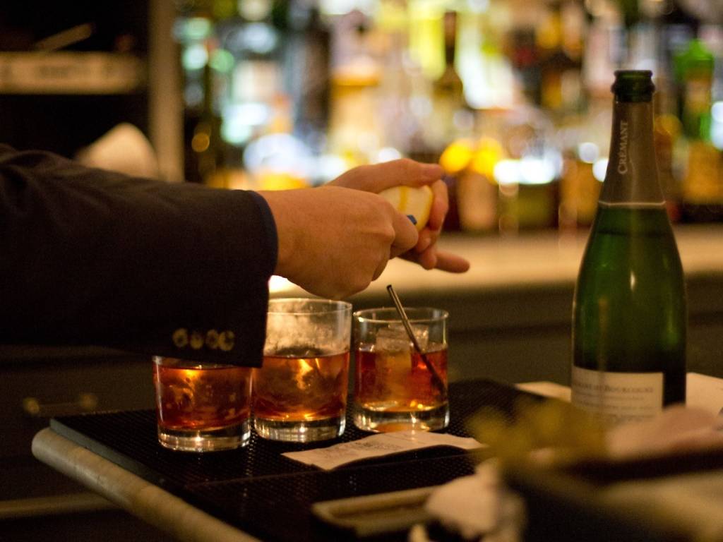 Best Bars in Boston 2022 31 Cocktail Lounges, Pubs, Hangouts