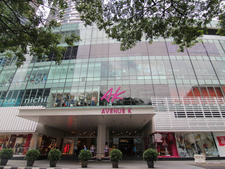 H&m klcc outlet floor