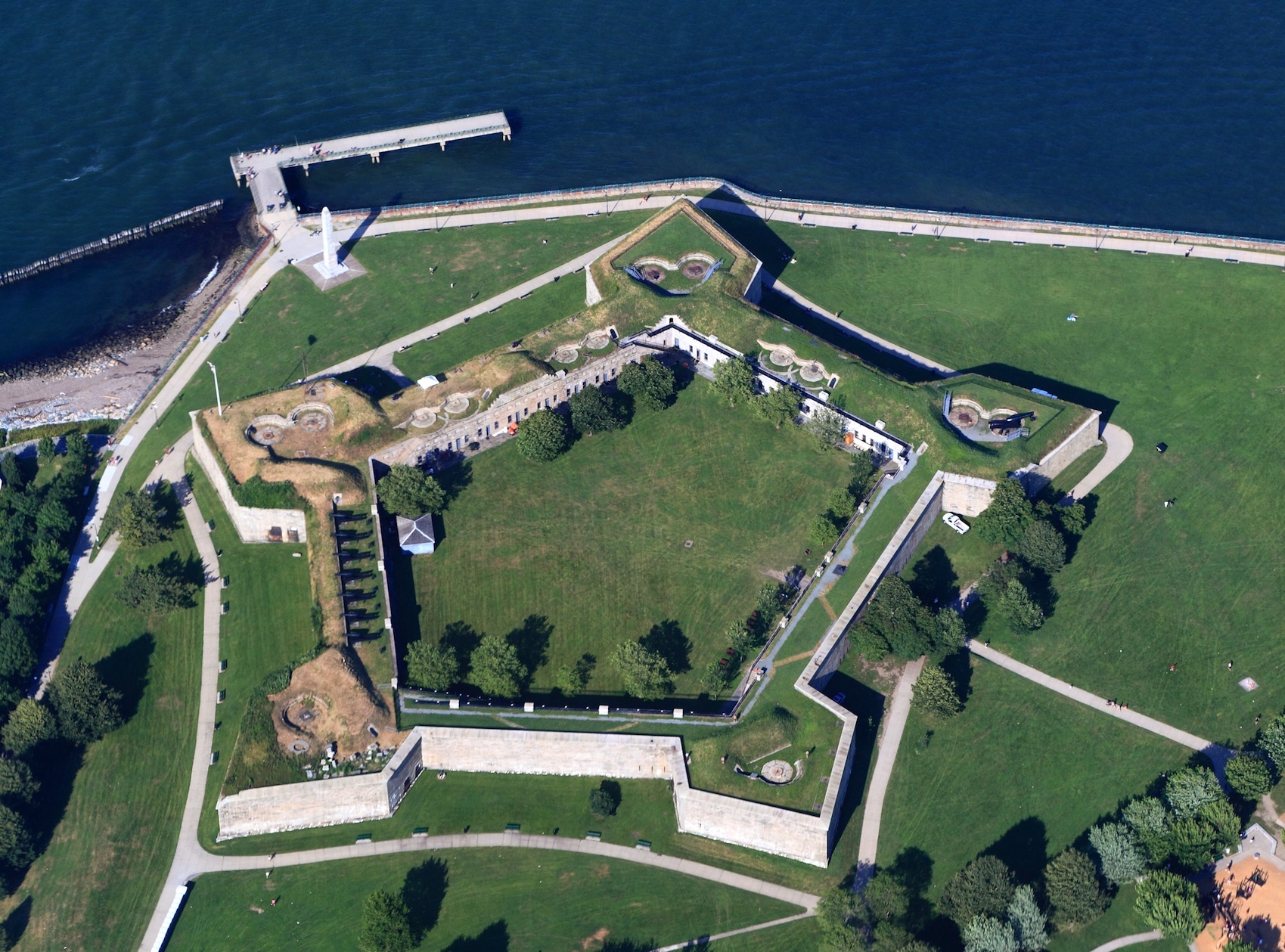 Castle Island Park & Fort Independence | Attractions in South Boston ...