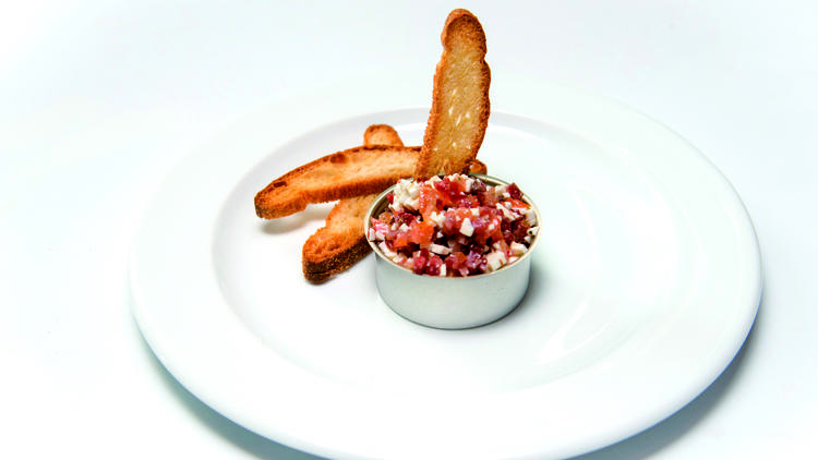 Tartar de fuet