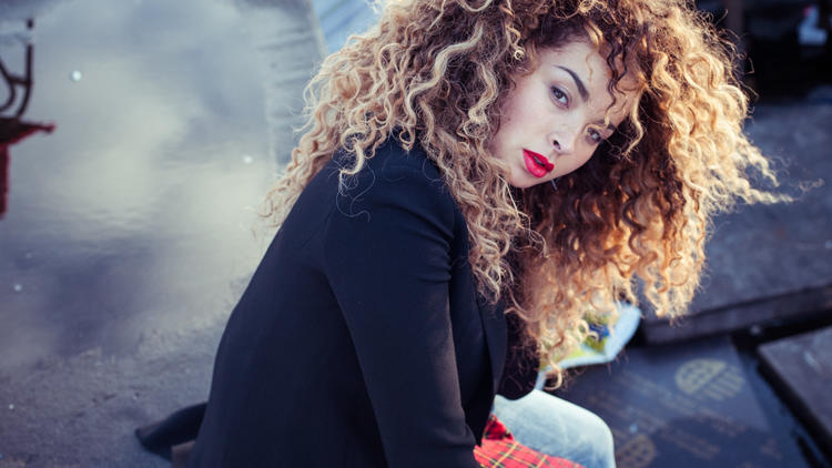 Ella Eyre