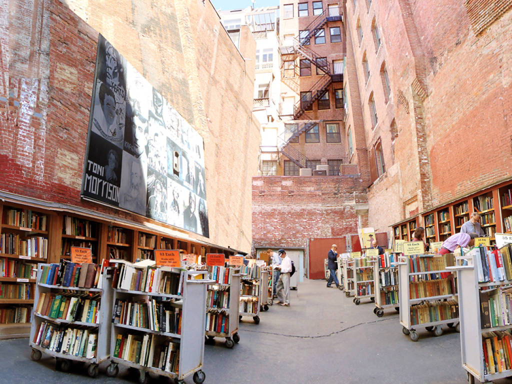 Best Boston bookstores for used and new books and textbooks