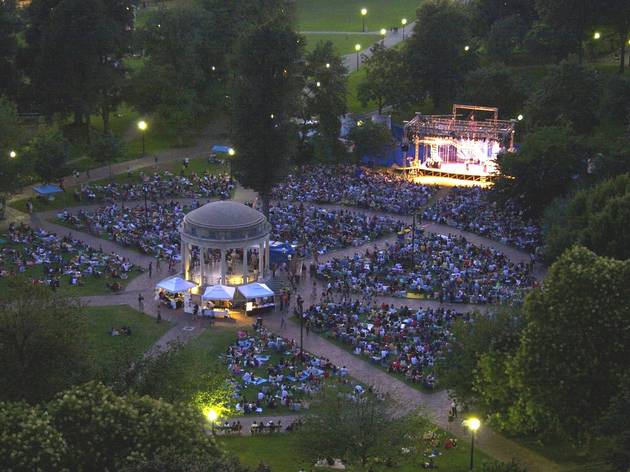 See Shakespeare for free on the Common See Shakespeare for free on the Common
