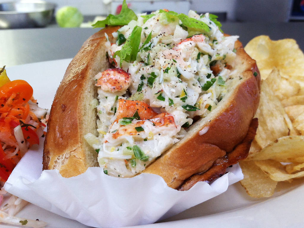 The best lobster rolls in Chicago