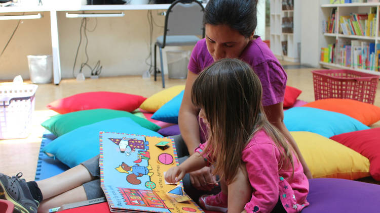 Ofrece Biblioteca Infantil talleres sabatinos para niñas y niños