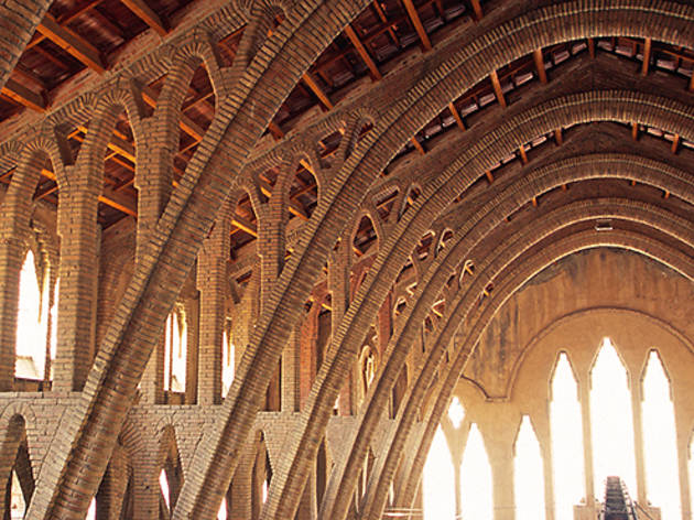 Bodega modernista del Pinell de Brai Bodega modernista del Pinell de Brai