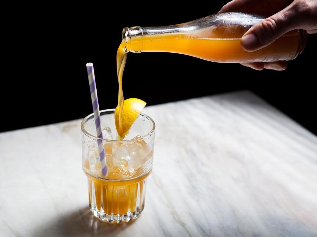 13 Best West Hollywood Bars for Beer, Wine and a Good Time