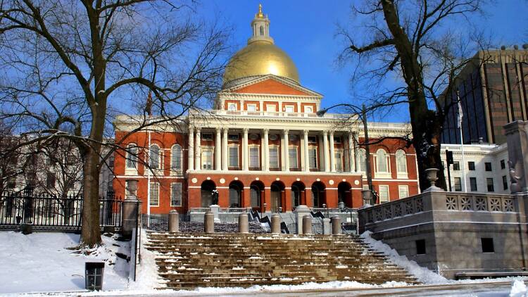 Beacon Hill, Boston - What to see, location, State House