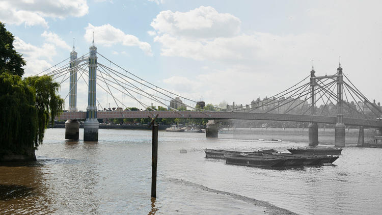 Albert Bridge (© Museum of London)