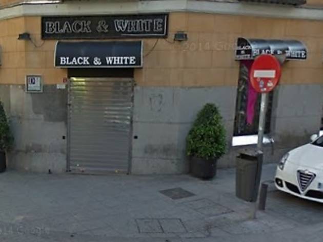 Black & White Black & White