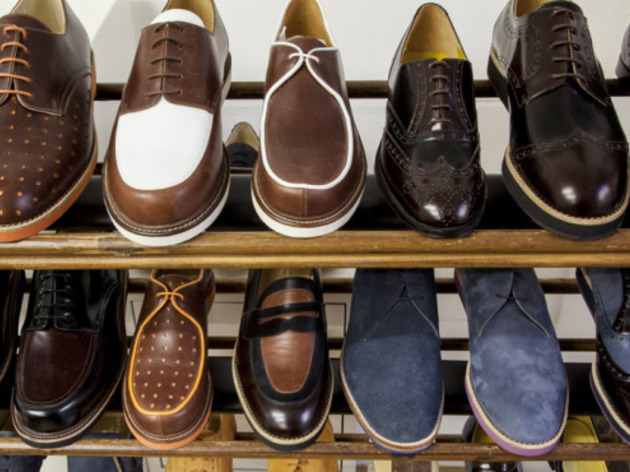 Shoe stores in Boston: Men's and women 