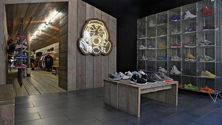 Sneaker stores in london uk online