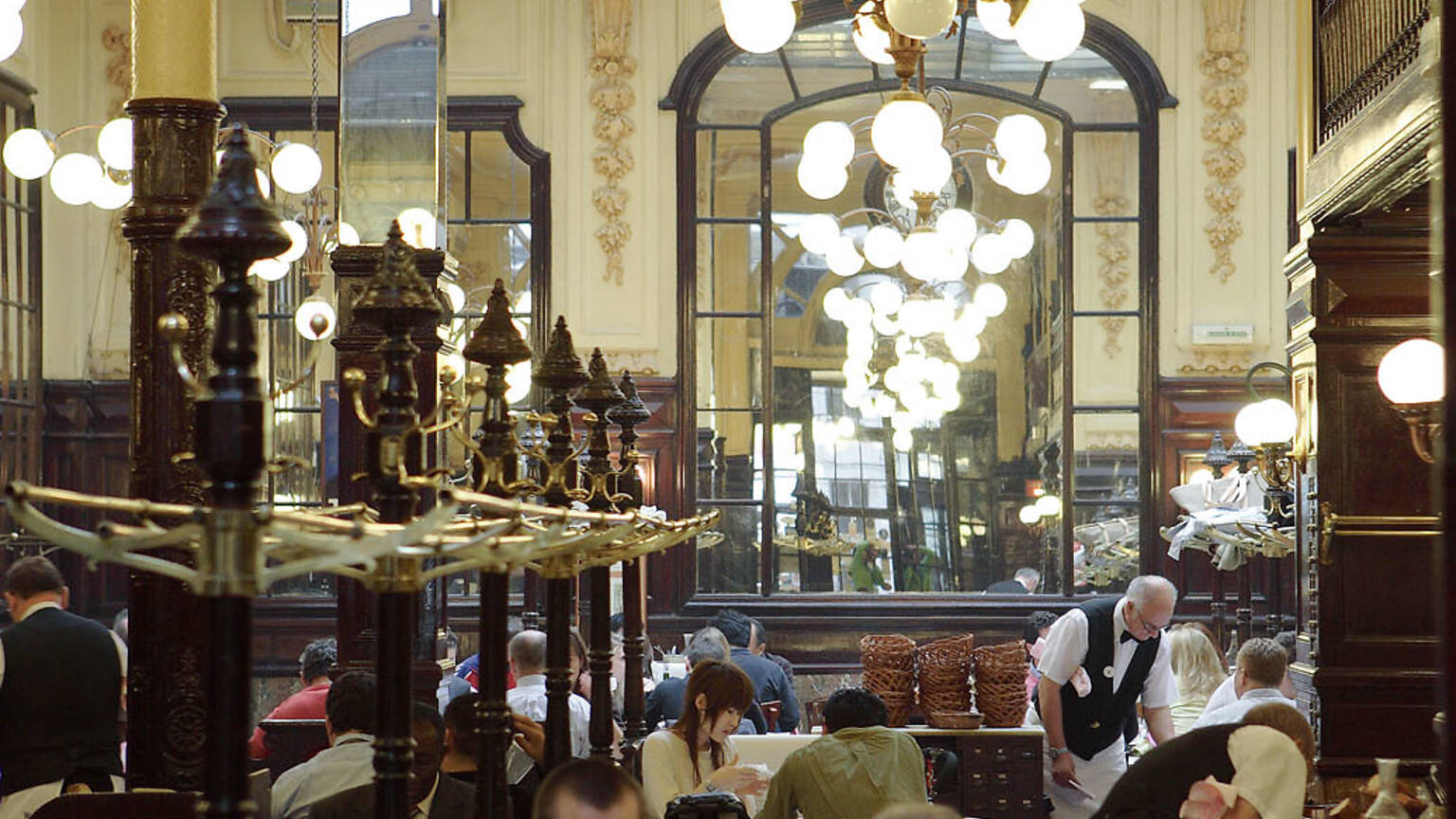 Bouillon Chartier Restaurants à Faubourg Montmartre, Paris