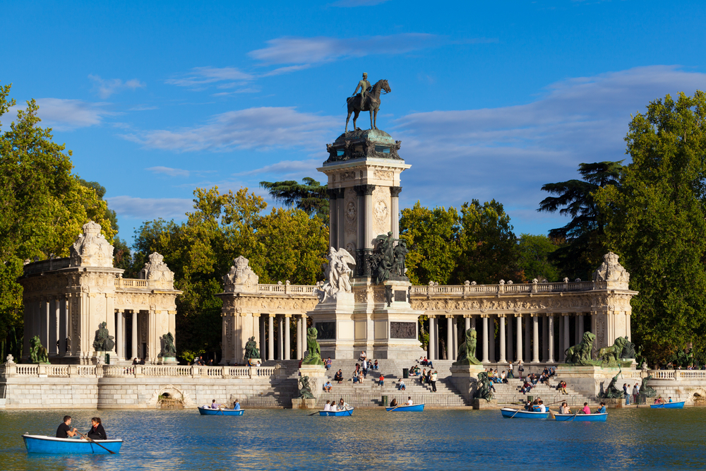 tourist locations in madrid spain