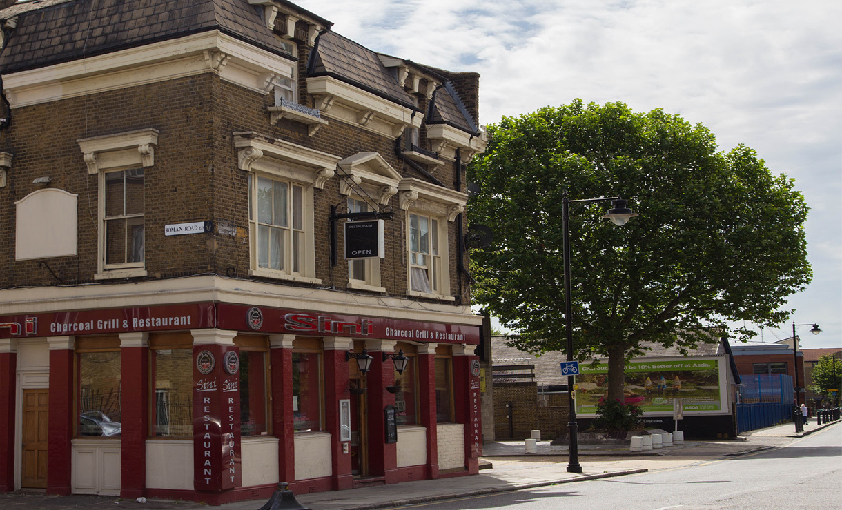 East London pubs then and now – Old and new photography galleries