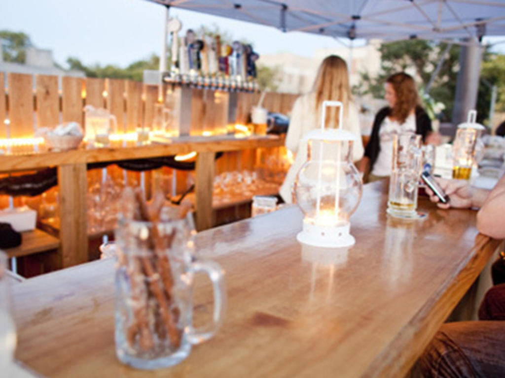 Best outdoor bars and drinking spots for fall in NYC