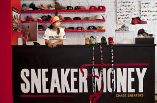 sneaker pawn location