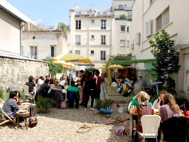 Apéro à la maison •  Au Fond du Jardin