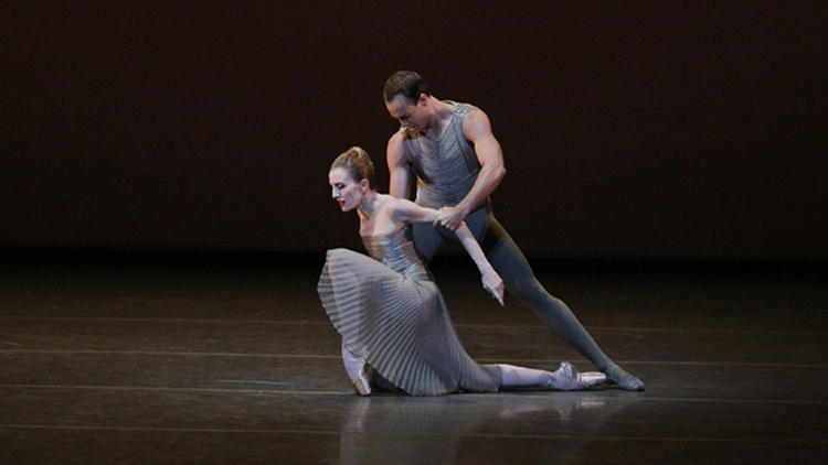 Wendy Whelan and Tyler Angle in
This Bitter Earth; 
choreography by Christopher Wheeldon,
costumes by Valentino Garavani