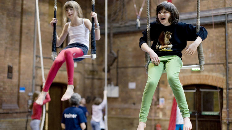 Circus skills workshop for children, London