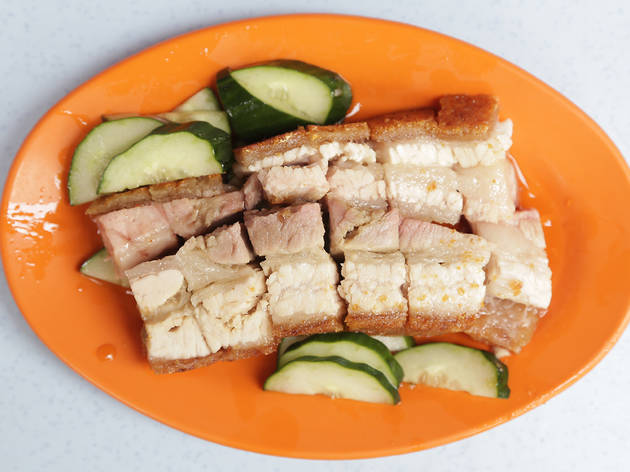 Siu yuk at Kedai Makanan dan Minuman Wong Kee Siu yuk at Kedai Makanan dan Minuman Wong Kee