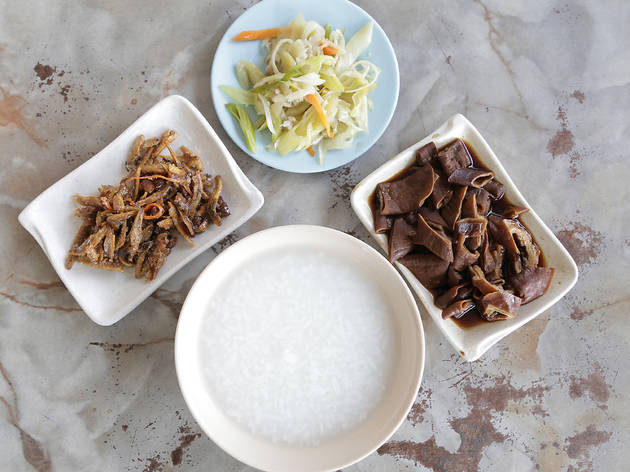 Teochew porridge at Kedai Makanan Teochew Teochew porridge at Kedai Makanan Teochew