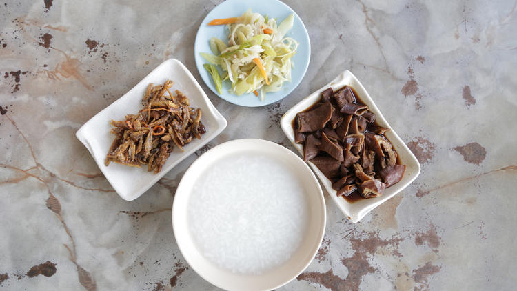 Teochew porridge at Kedai Makanan Teochew