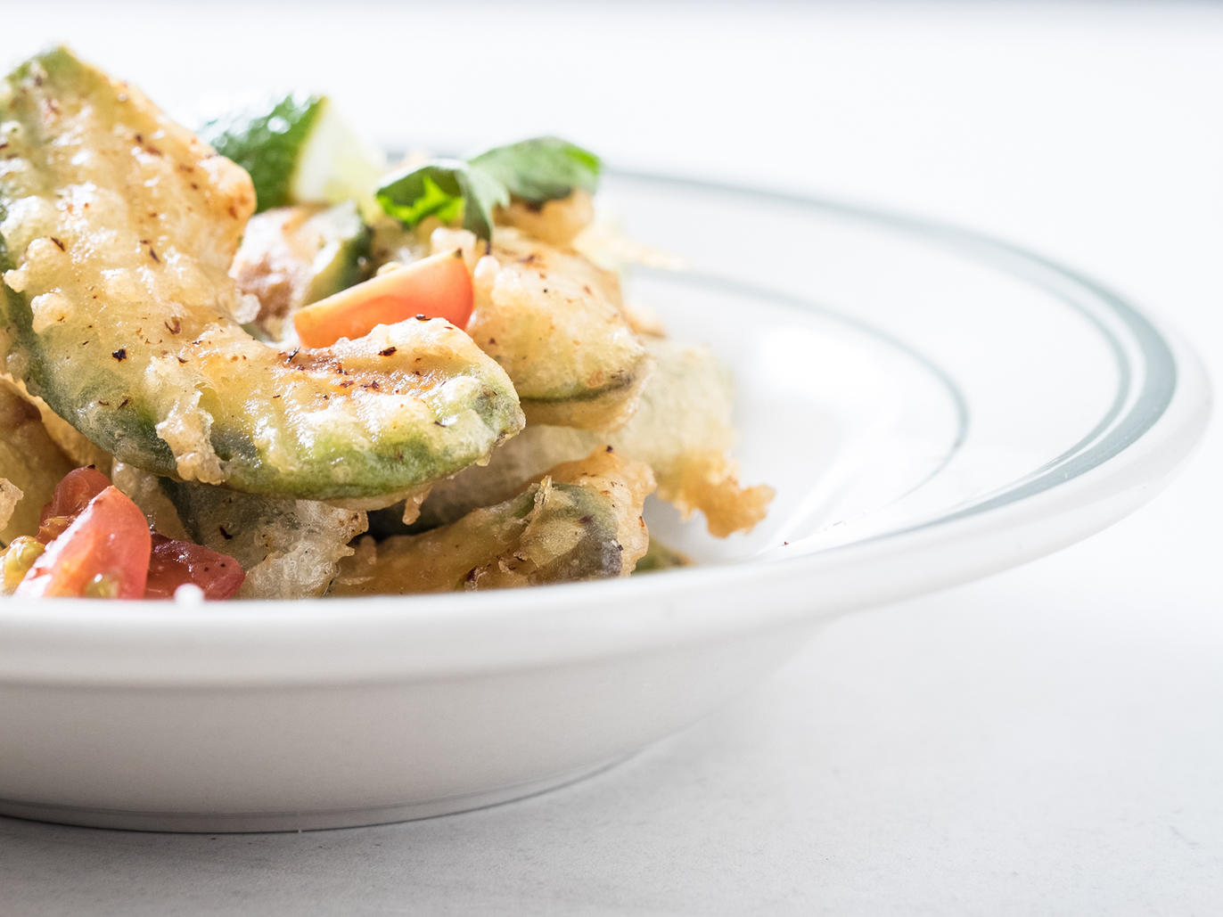 24 Best Seafood Restaurants in Chicago For Fish, Crab and Oysters