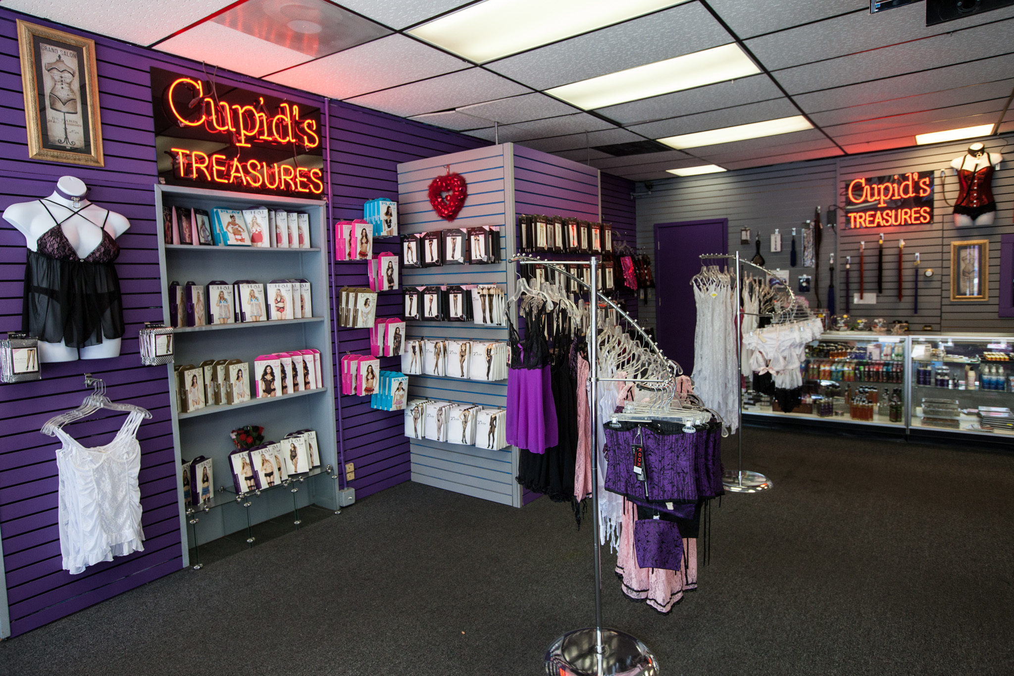 Cupid s Treasure Shopping in Boystown Chicago