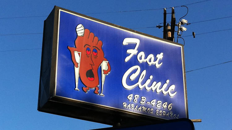 Happy foot/sad foot sign