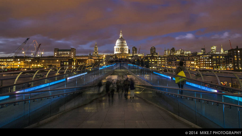 45 moody photos of London landmarks from Mike T