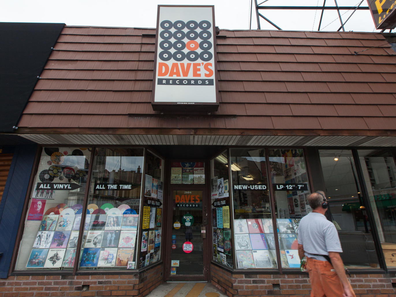 20 Best Record Stores in Chicago for Vinyl, CDs and More