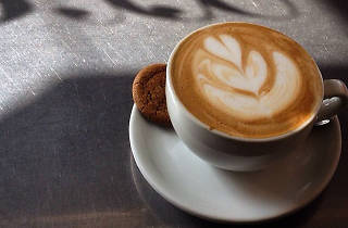 Caffe Luxxe | Restaurants in Santa Monica, Los Angeles