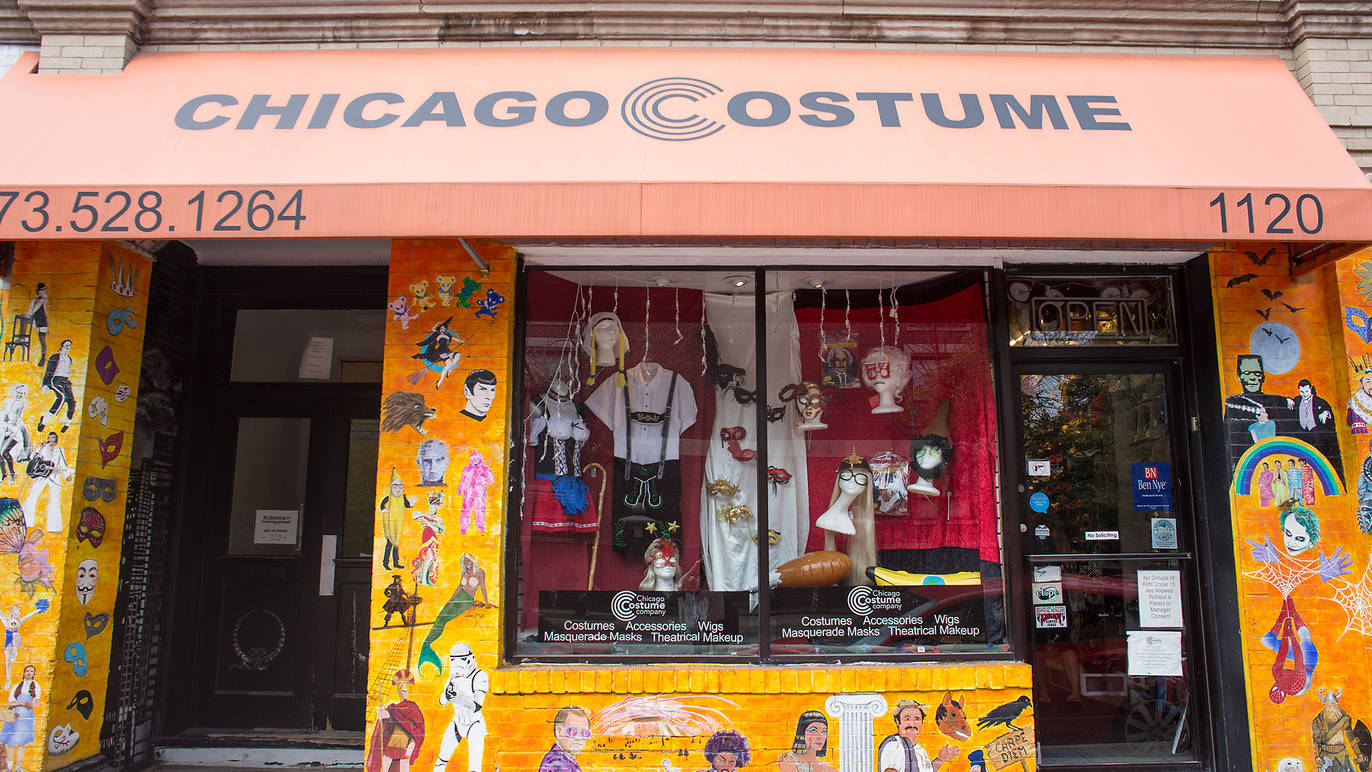 Chicago Costume Shopping in Sheffield & DePaul, Chicago