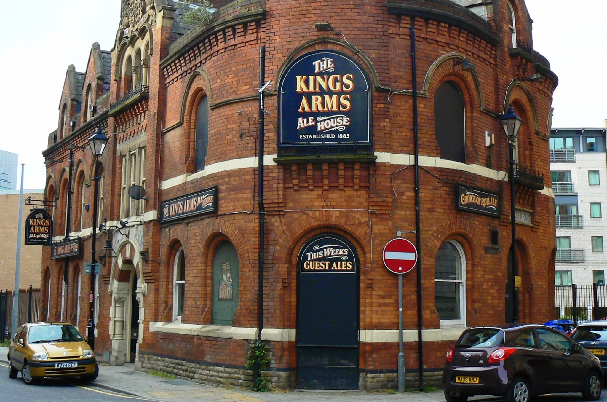 15 Absolute Best Pubs In Manchester