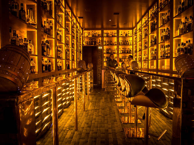 Best Whiskey Bars Nyc Has To Offer Including Maysville And Daddy O