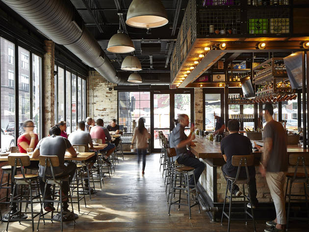 Parlor Pizza Bar | Restaurants in West Loop, Chicago