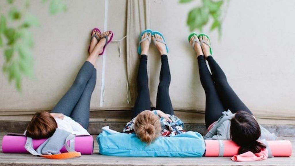 Manduka sample sale Shopping in Los Angeles