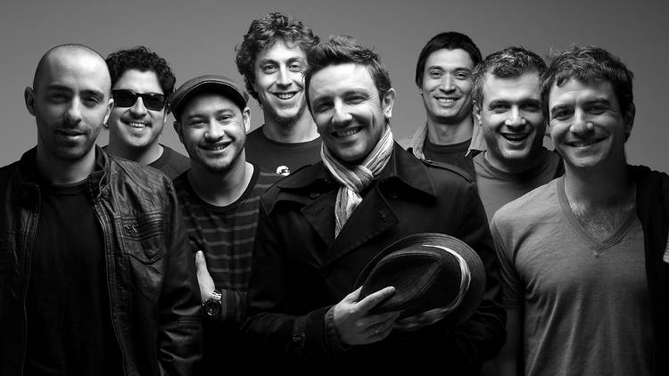 No Te Va Gustar presenta show en acústico en línea