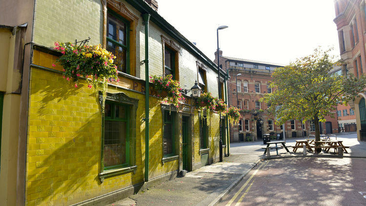 Peveril of the Peak, Manchester