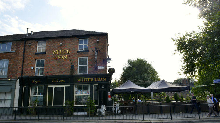 The White Lion, Manchester