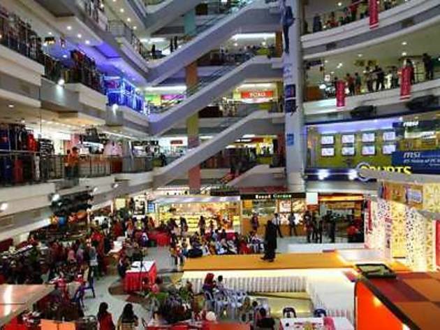 Kompleks Bukit Jambul Shopping In Bayan Lepas Penang