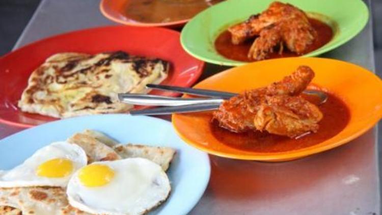 Special Famous Roti Canai at Jalan Transfer